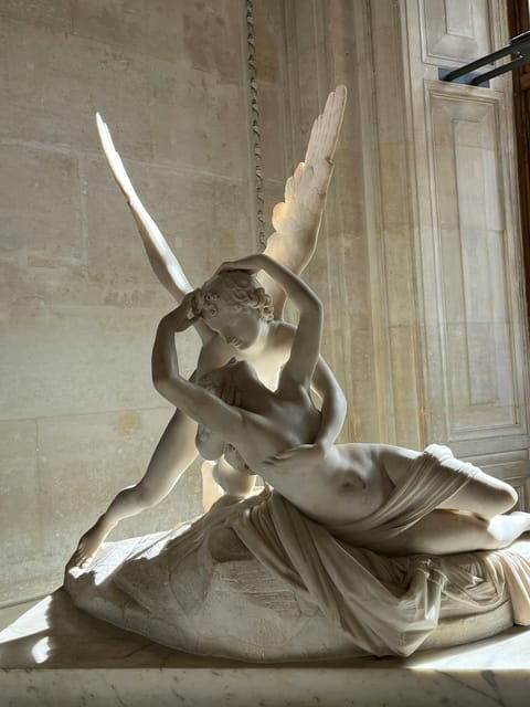 Paris: Louvre Guided Tour With Skip-The-Line Entry Tickets - Frequently Asked Questions