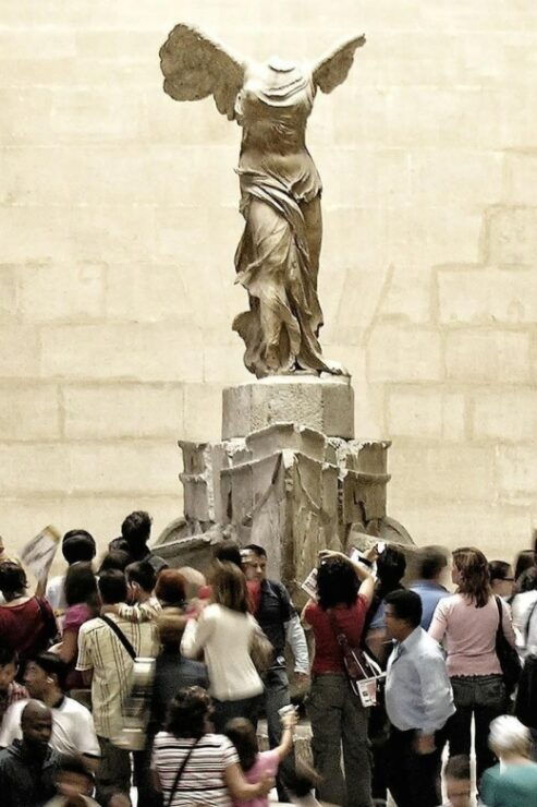 Paris: Louvre Guided Tour With Skip-The-Line Entry Tickets - Tour Features and Language