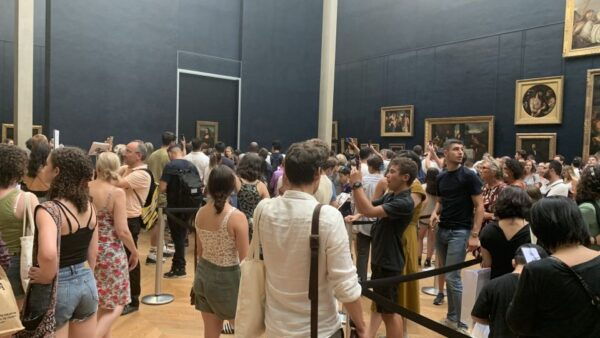 Paris: Louvre Masterpieces Tour With Pre-Reserved Tickets - The Sum Up