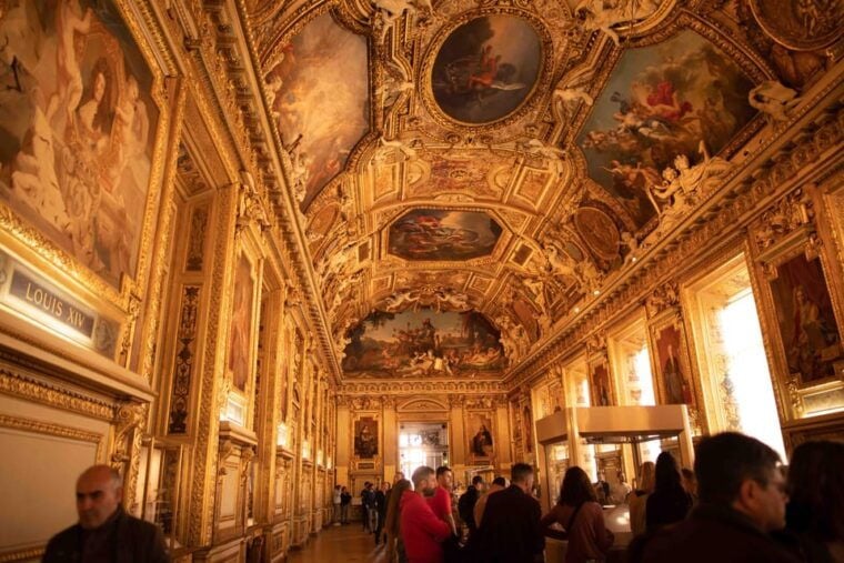 Paris: Louvre Mona Lisa Private Guided Tour With First Entry - Itinerary and Main Stops