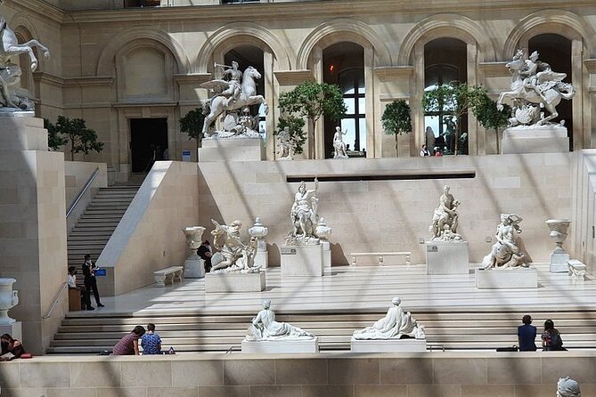 Paris Louvre Museum : 3 Hours Guided Tour (Skip-the-Line) - Meeting and Pickup