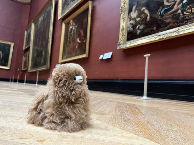 Paris: Louvre Museum Entry Ticket and Private Guided Tour - Accessibility Features