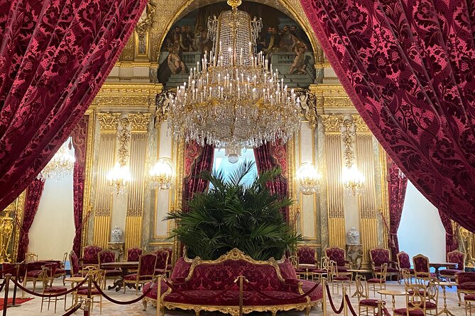 Paris Louvre Museum Highlights Small-Group Guided Tour - Highlights