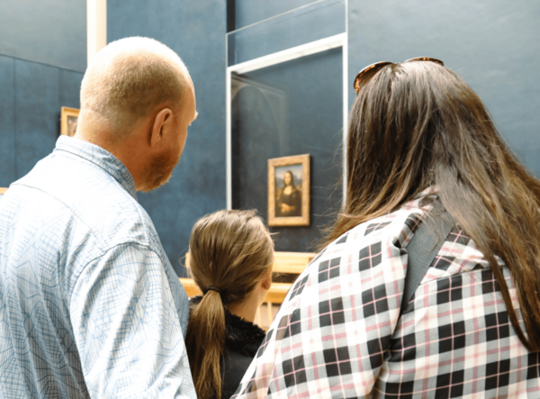 Paris: Louvre Museum & Mona Lisa Early Morning Private Tour - Exploring Iconic Sculptures