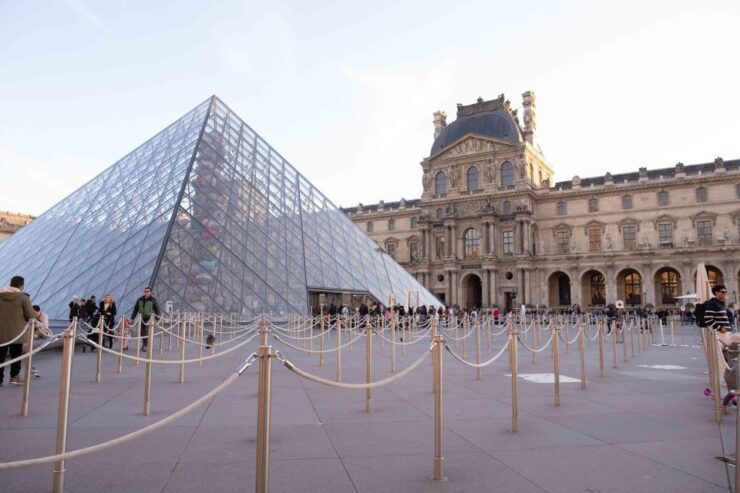 Paris: Louvre Museum Mona Lisa First Viewing Semi-Private - Good To Know