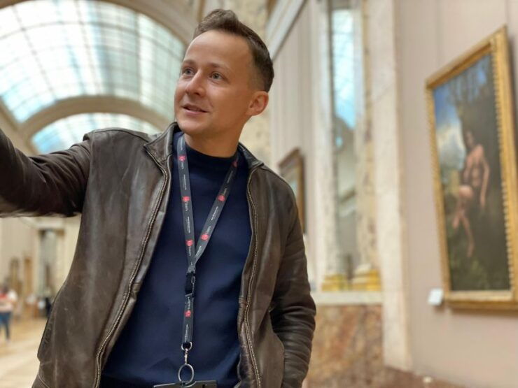 Paris: Louvre Museum Mona Lisa First Viewing Semi-Private - Group Size and Language