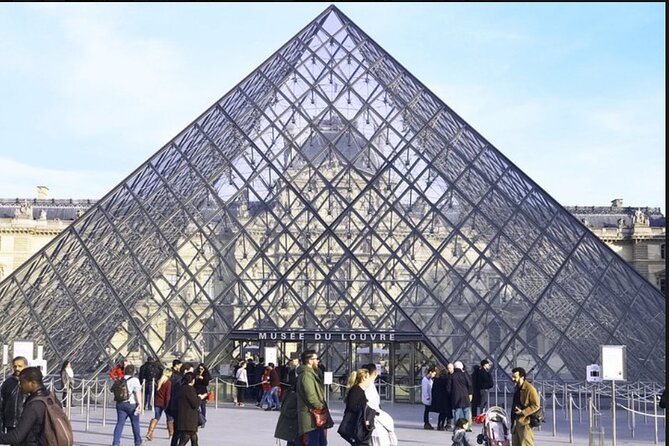 Paris Louvre Museum Must See Skip the Line Private and Non Private - The Sum Up