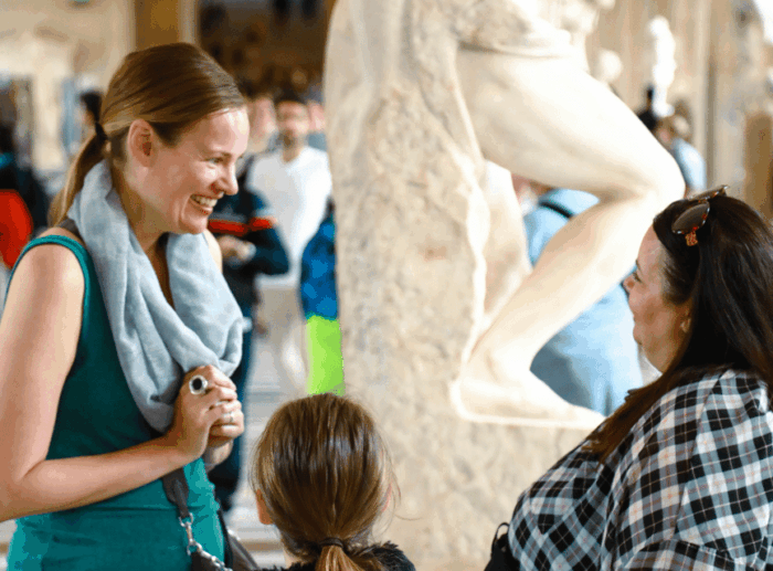 Paris: Louvre Museum Private Tour With Pick-Up From Hotel - Frequently Asked Questions