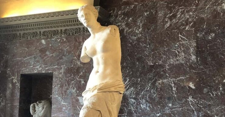 Paris: Louvre Museum Private Treasure Hunt for 5 W/ Tickets - Pricing and Booking Details