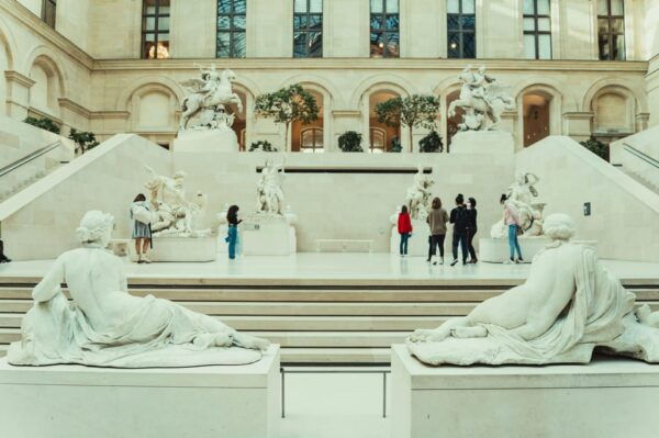 Paris: Louvre Museum Small-group Guided Tour - Tips for Your Visit