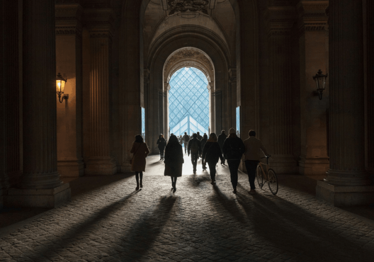 Paris: Louvre Museum Ticket & Exclusive Immersive AudioGuide - Accessibility and Restrictions
