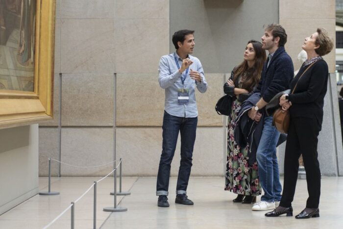 Paris: Louvre Must-See Tour With Reserved Entry Ticket - Tips for Enjoying Your Louvre Visit