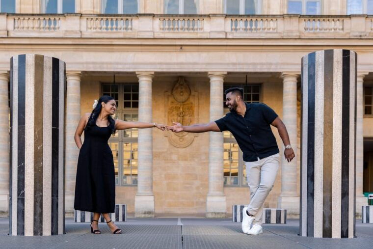 Paris: Louvre Photoshoot or Seine Bridges Eiffel Tower Walk - Itinerary and Highlights