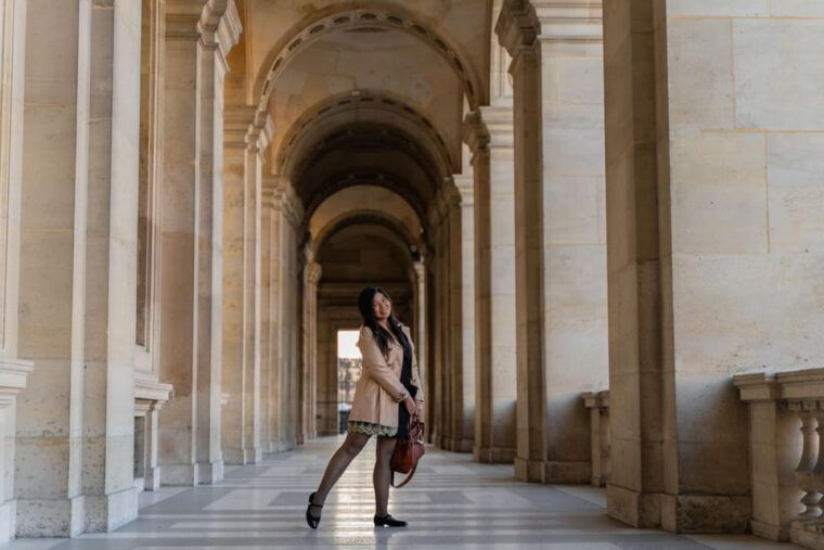 Paris: Louvre Photoshoot or Seine Bridges Eiffel Tower Walk - Location and Meeting Points