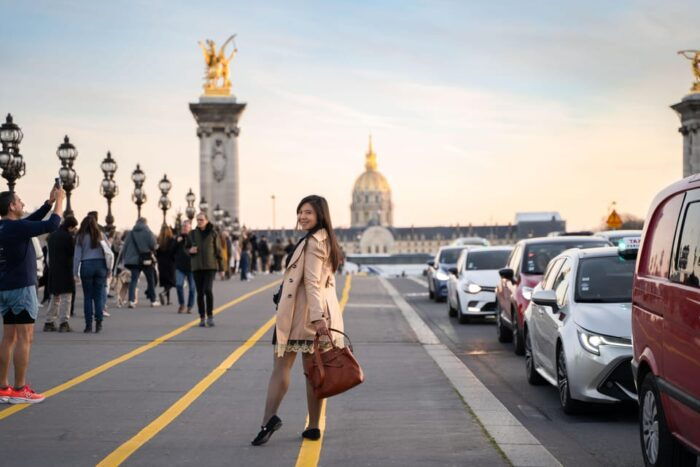 Paris: Louvre Photoshoot or Seine Bridges Eiffel Tower Walk - Frequently Asked Questions
