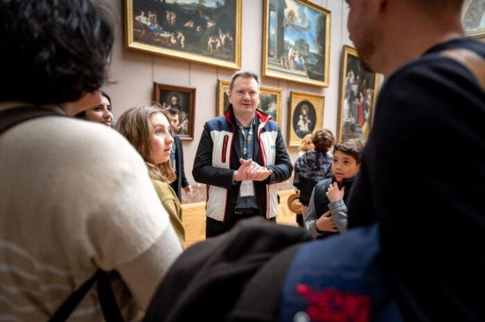 Paris: Louvre Private Family Tour for Kids + Reserved Entry - Booking and Cancellation Policy