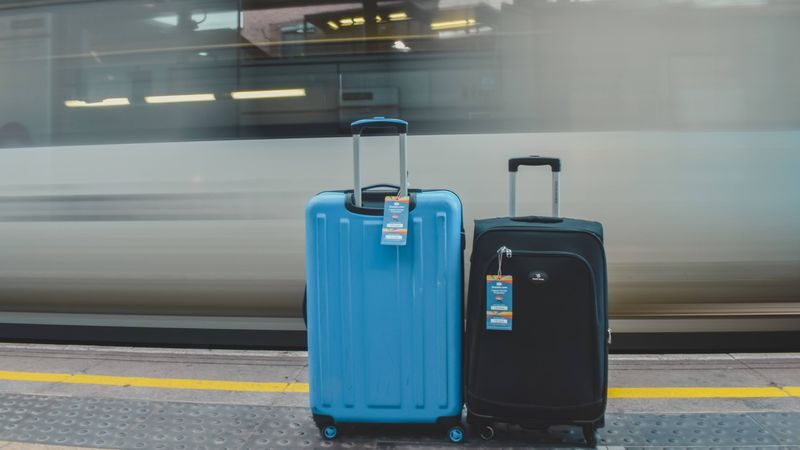 Paris: Luggage Storage in Notre-Dame - A useful way to spend a luggage-free day