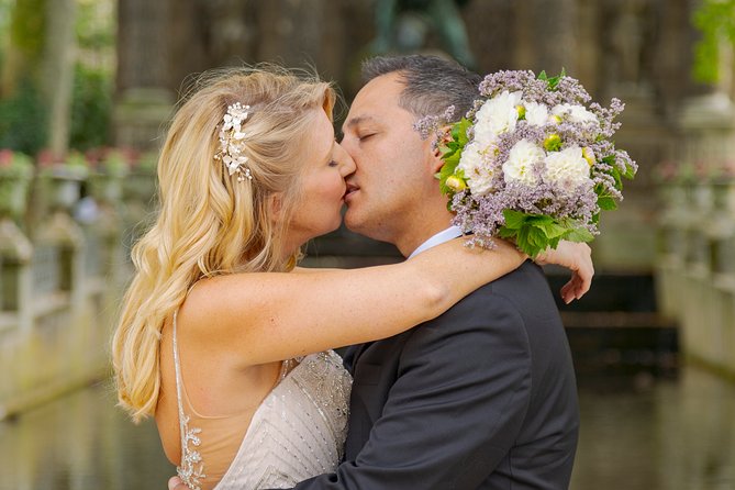 Paris Luxembourg Garden Wedding Vows Renewal Ceremony With Photo Shoot - Location and Setting