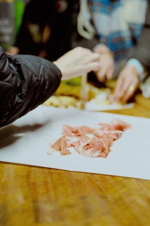 Paris: Luxury Food Tour With Degustations in Le Marais - Booking and Logistics