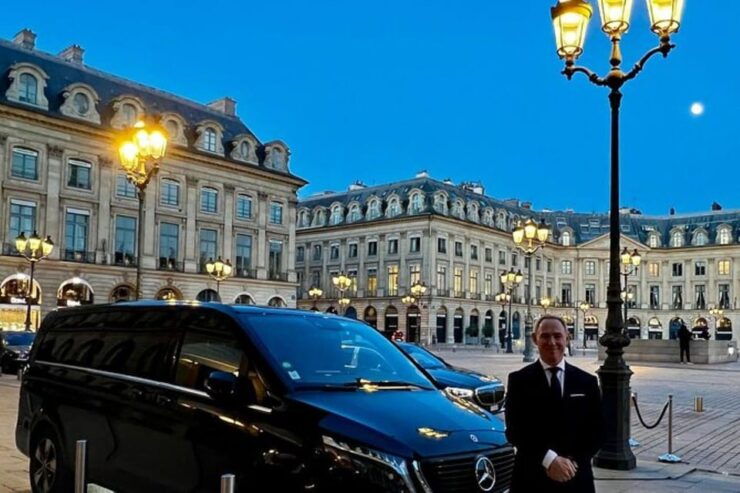 Paris: Luxury Mercedes Transfer to Amsterdam - Booking and Availability