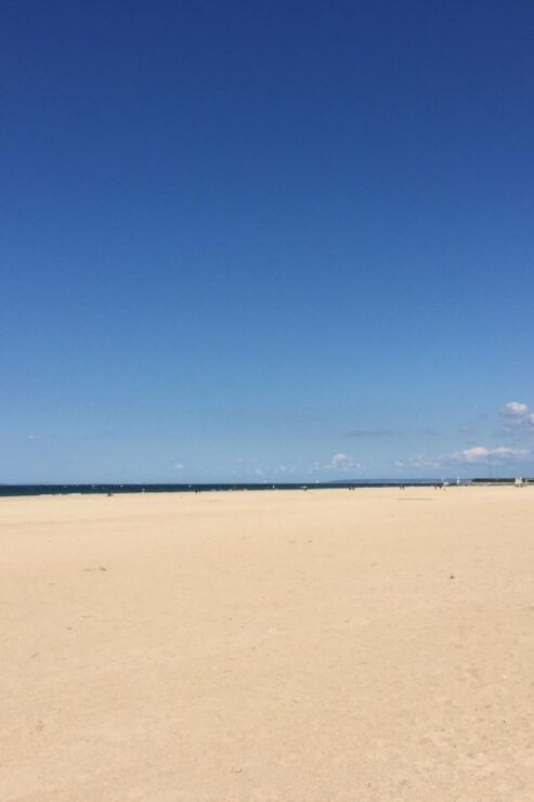 Paris: Luxury Mercedes Transfer to Caen - Luxury Mercedes Transfer Overview