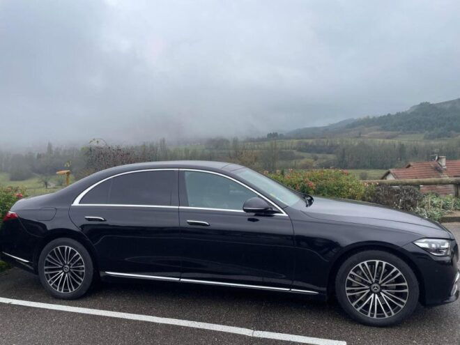 Paris : Luxury Private Transfer to Disneyland - Premium Amenities and Hygiene Measures