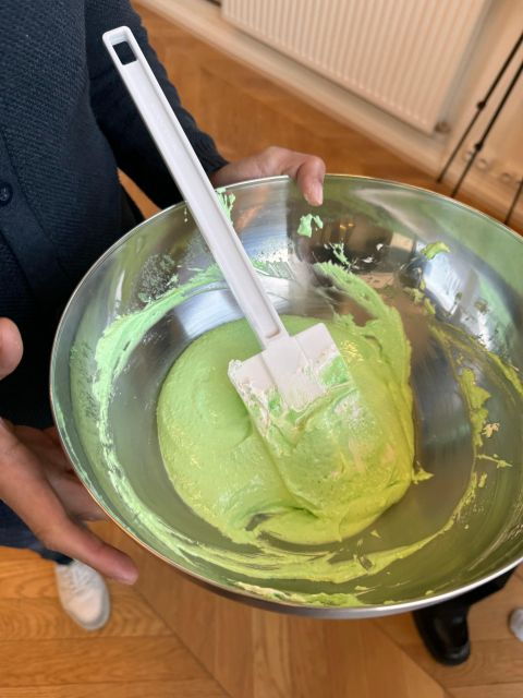 Paris: Macaron Baking Class in Central Paris - Activity Description