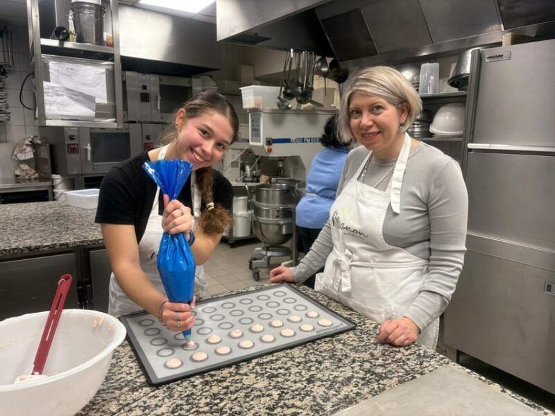 Paris: Macaron Baking Class - Experience Highlights