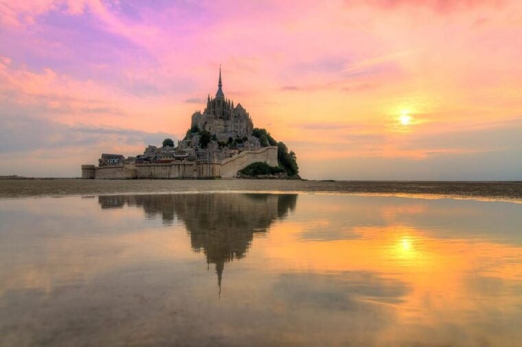 Paris: Mont Saint-Michel and Omaha Beach Day Trip - Customer Reviews and Feedback