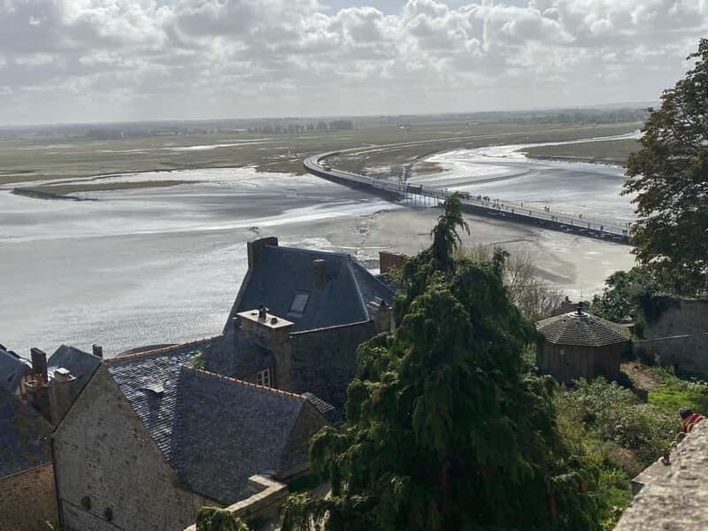 Paris: Mont Saint-Michel Day Trip with Private Driver - Good To Know