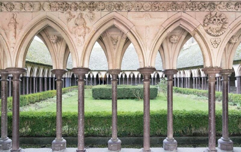 Paris: Mont Saint Michel Private Day Trip With Lunch - Itinerary Details