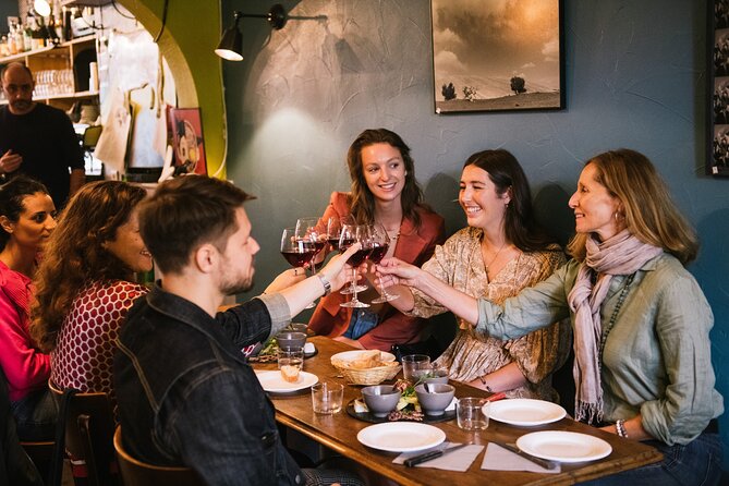 Paris Montmartre Cheese and Wine Evening Tour - Inclusions