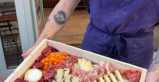 Paris: Montmartre Cheese and Wine Tasting Experience - Duration and Availability