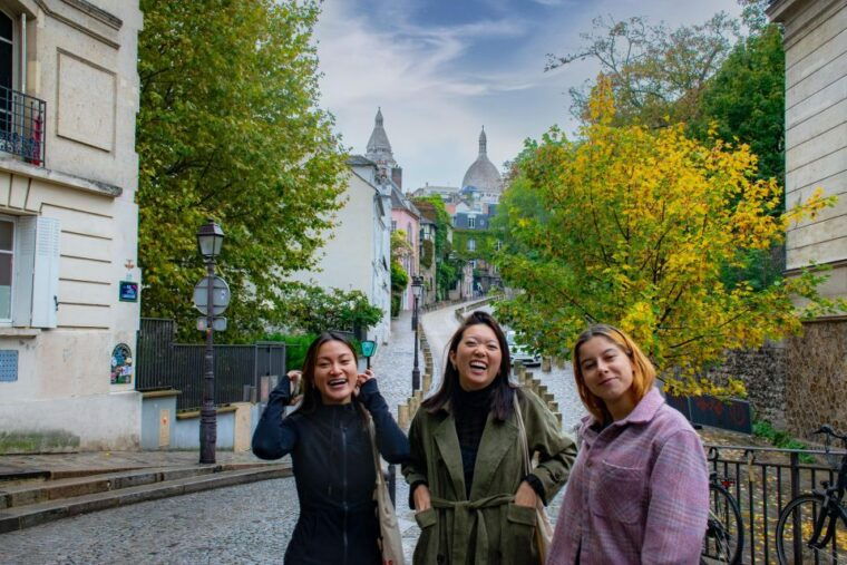 Paris Montmartre Highlights Walking Tour - Small Group - Famous Artists Homes