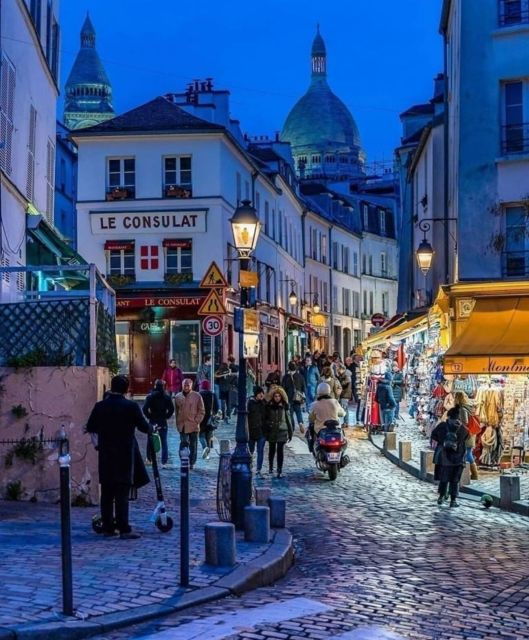 Paris: Montmartre Hill & Sacré-Cœur Guided Walking Tour - Experience Highlights