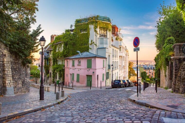 Paris Montmartre in 1 Day: Walking Tour With Digital Guide - Language Options and Cultural Immersion