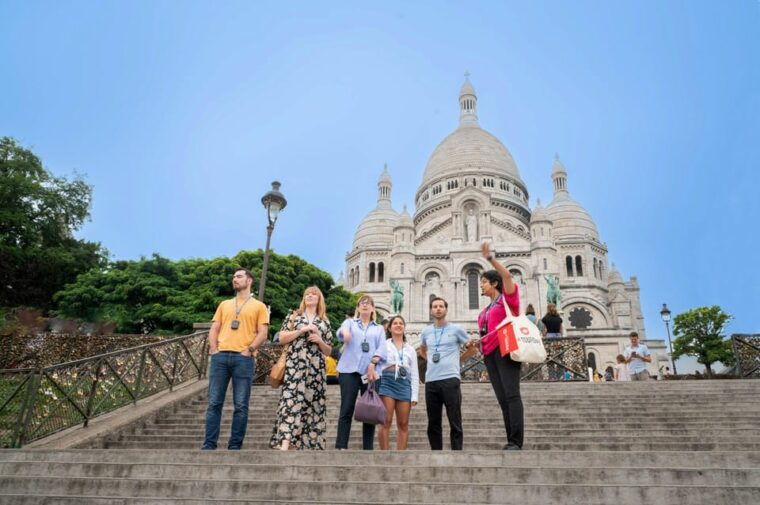 Paris: Montmartre, Latin Quarter, & Louvre Tour With Cruise - Discovering the Louvre: Iconic Artworks