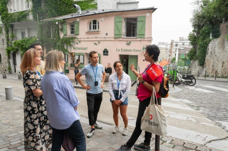Paris: Montmartre, Latin Quarter, & Louvre Tour With Cruise - Strolling Through the Latin Quarter