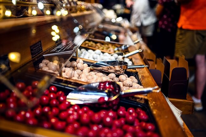 Paris Montmartre or Notre Dame Small-Group Food Tasting Tour - Cancel 24H Prior & Full Refund - Confirmation and Accessibility