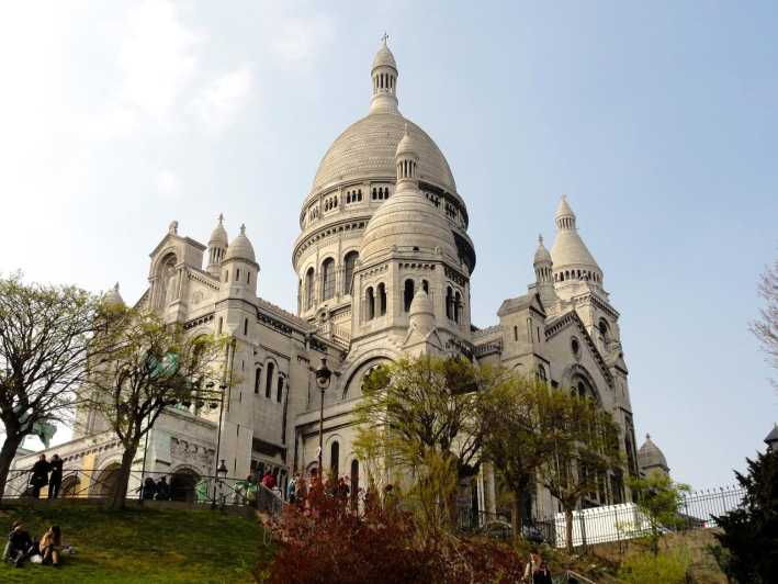 Paris : Montmartre Small Group Walking Tour - Key Points