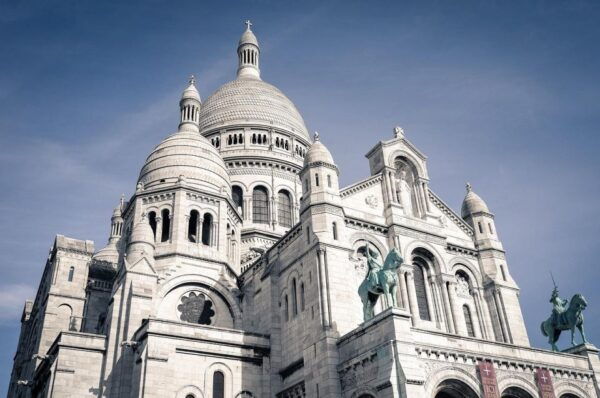 Paris: Montmartre Tour With Local Guide - Frequently Asked Questions