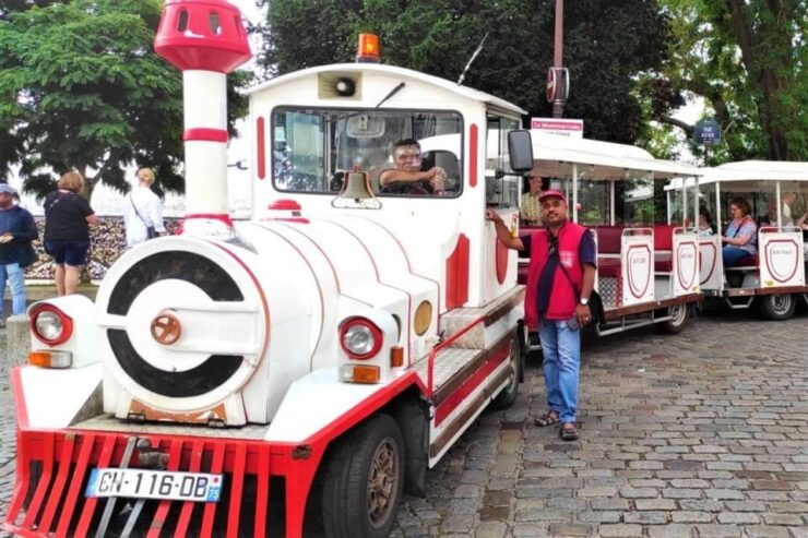 Paris: Montmartre Train Ride W/ Optional Seine River Cruise - Montmartre Train Experience