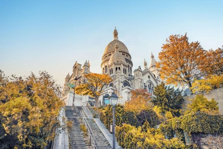 Paris Montmartre: Walking Tour With Audio Guide on App - Experience Highlights