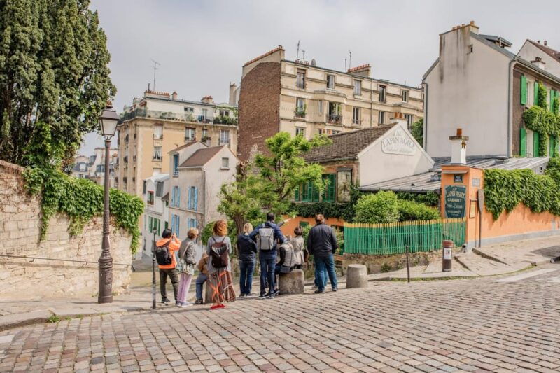 Paris: Montmartre Walking Tour With Official Local Guide - Good To Know