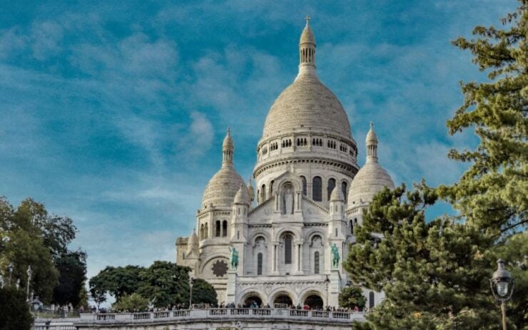 Paris: Montmartre Walking Tour With Sacré-CœUr Entry Option - Frequently Asked Questions