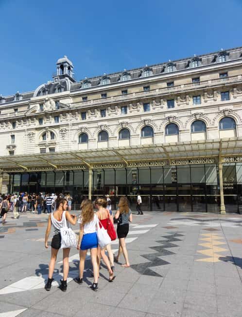 Paris: Morning Orsay Museum Private Guided Tour with Pick Up - The Atmosphere & Experience