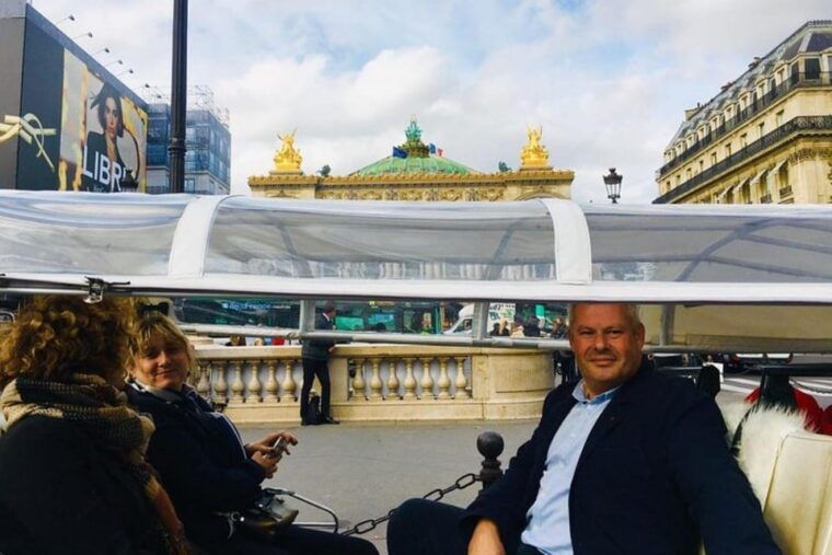 Paris: Most Iconic Monuments Guided Tour by Tuk Tuk - Tour Highlights