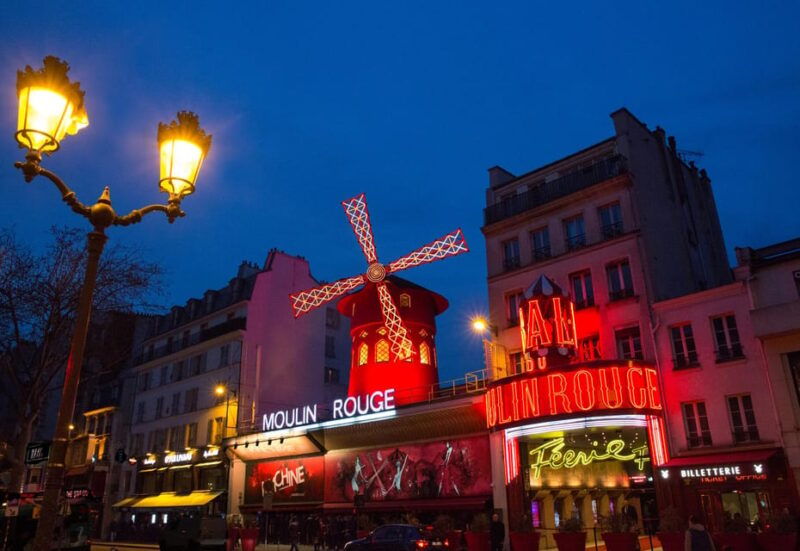 Paris: Moulin Rouge Show With Champagne and Drop-Off Service - Show Details