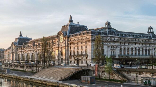 Paris: Musee Dorsay In-App Audio Tour With Entry Ticket - Opening Hours and Customer Reviews