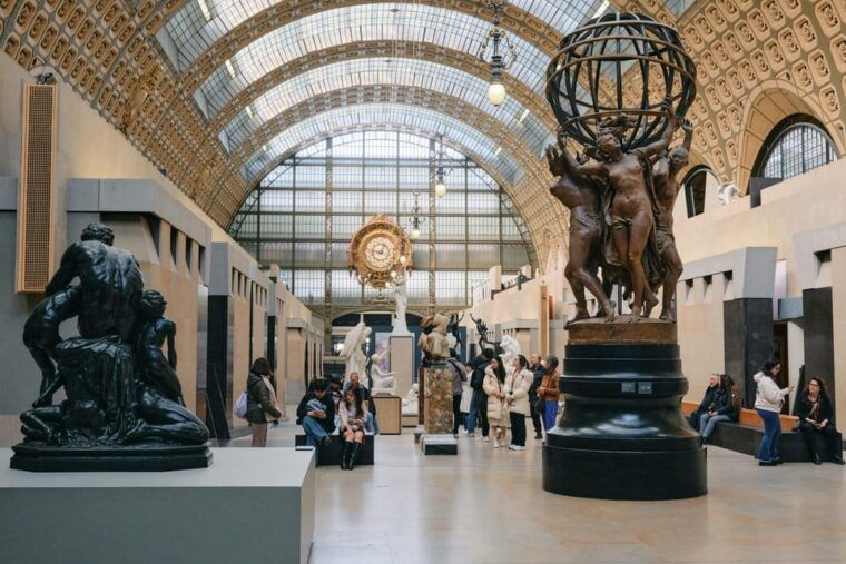 Paris: Musée Dorsay Private Guided Tour With Reserved Entry - Languages and Accessibility Options
